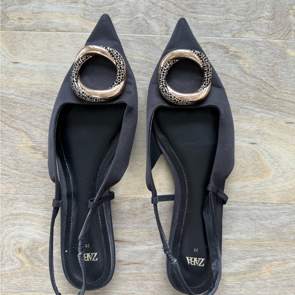 Zara flat shoes, size 39